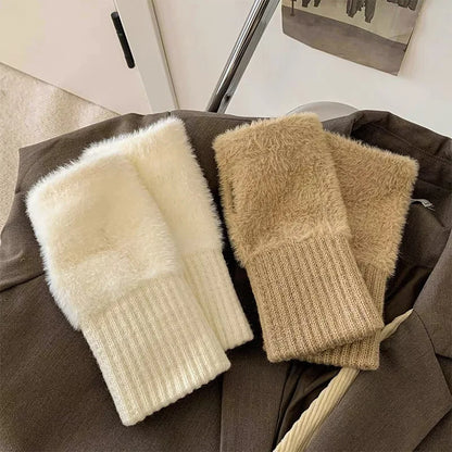 THE COZY FLEECE GLOVES