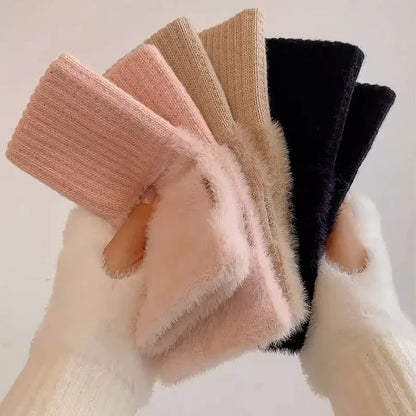 THE COZY FLEECE GLOVES