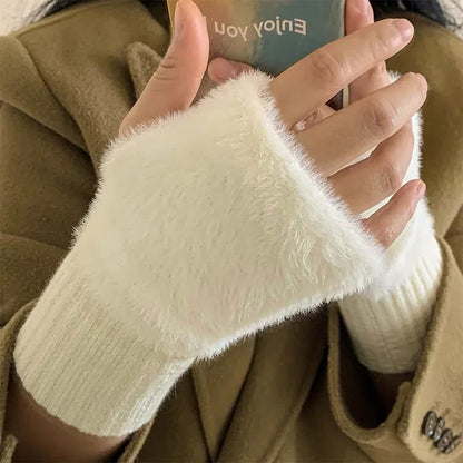 THE COZY FLEECE GLOVES